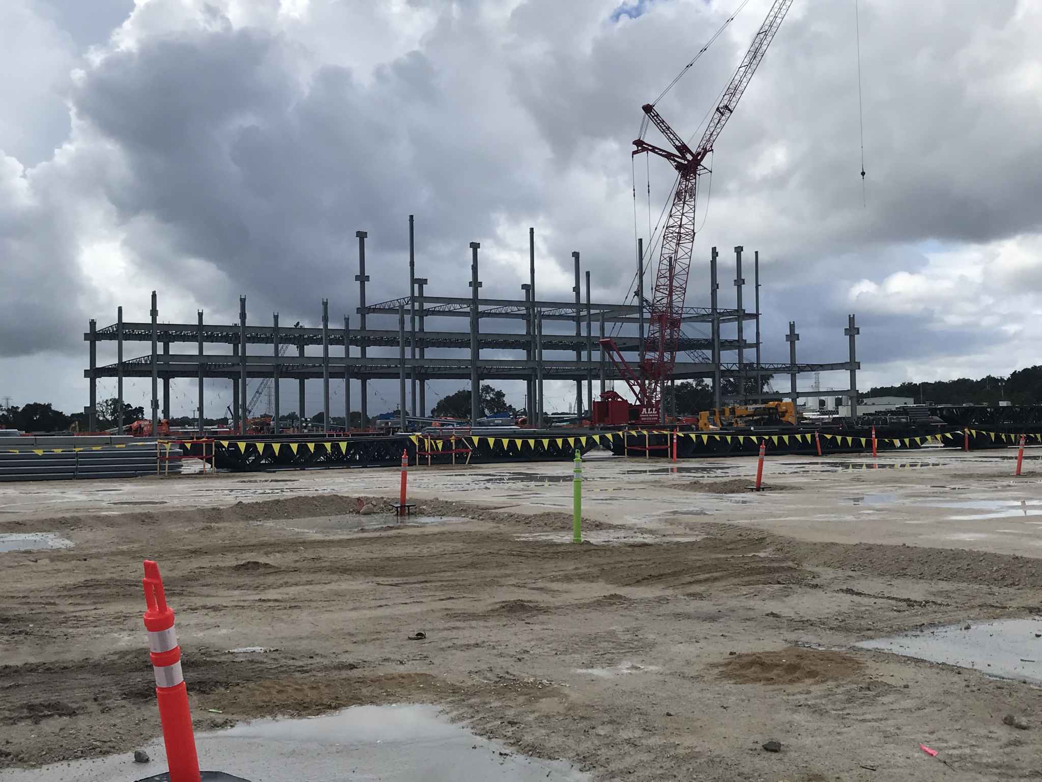 Harney – Fulfillment Center steel erection image 3