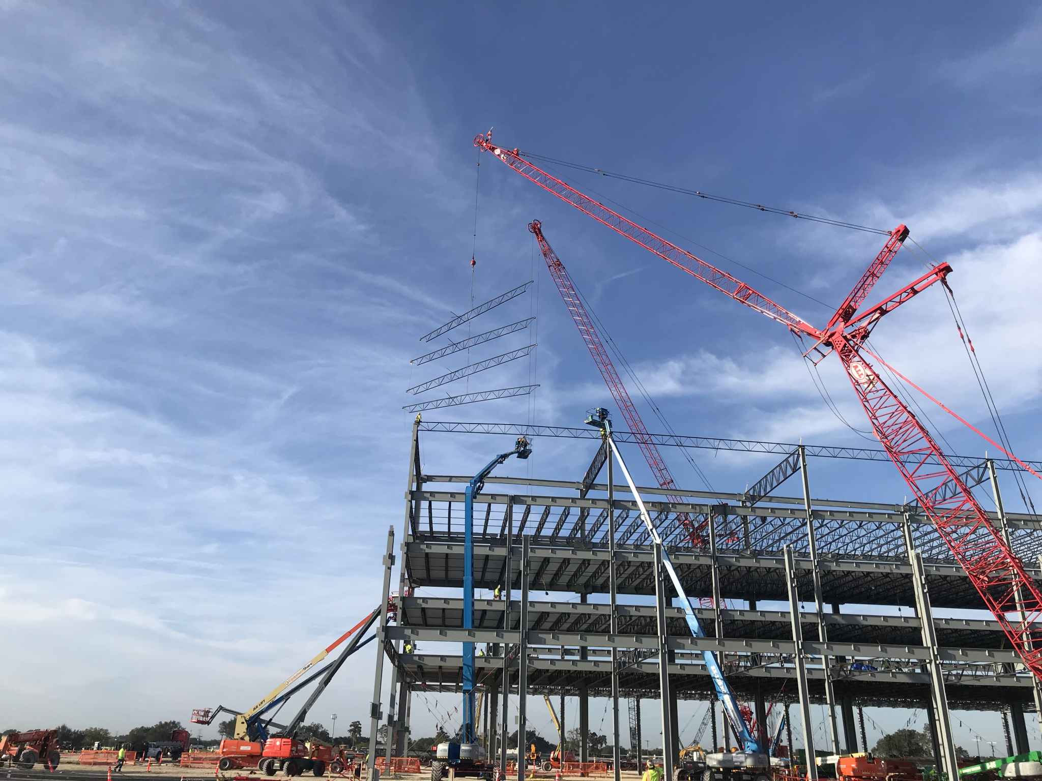 Harney – Fulfillment Center steel erection image 10