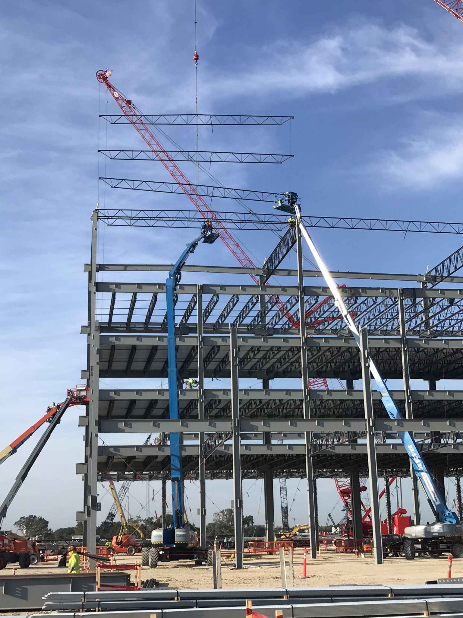 Harney – Fulfillment Center steel erection image 11
