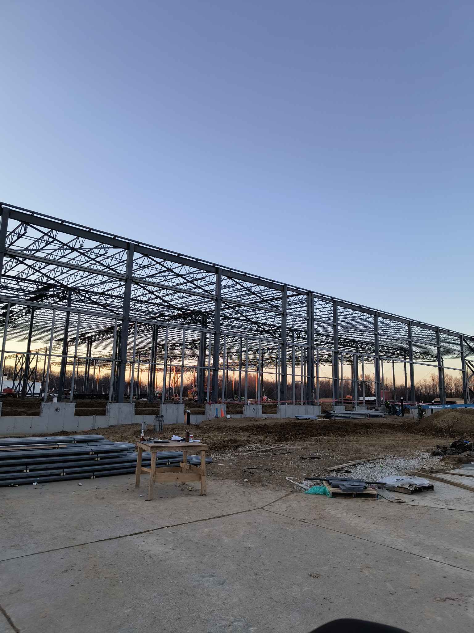 Target – Warehouse / Distribution steel erection image 3