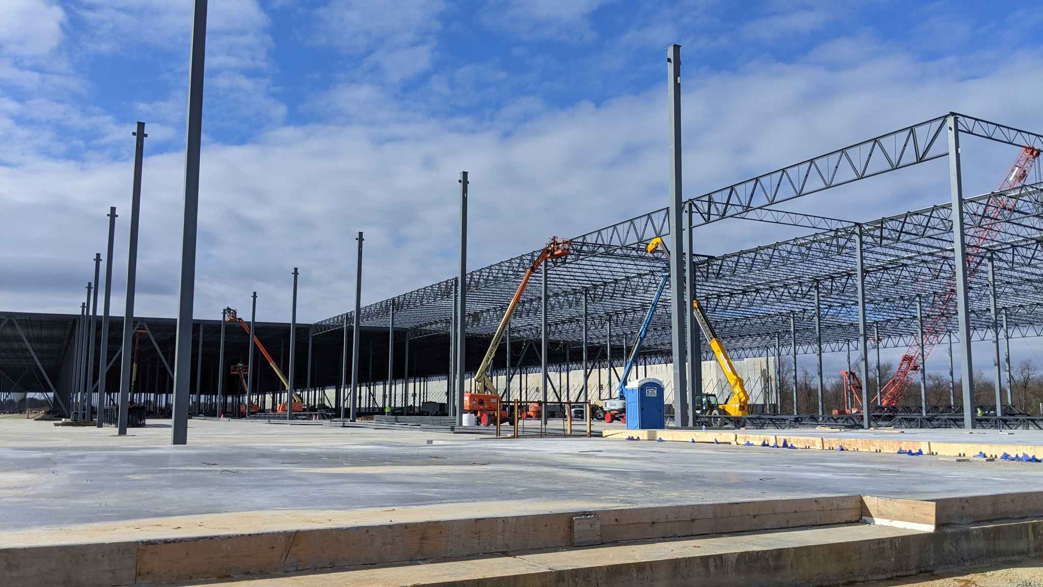 TCC Downville Pike – Warehouse / Distribution steel erection image 10