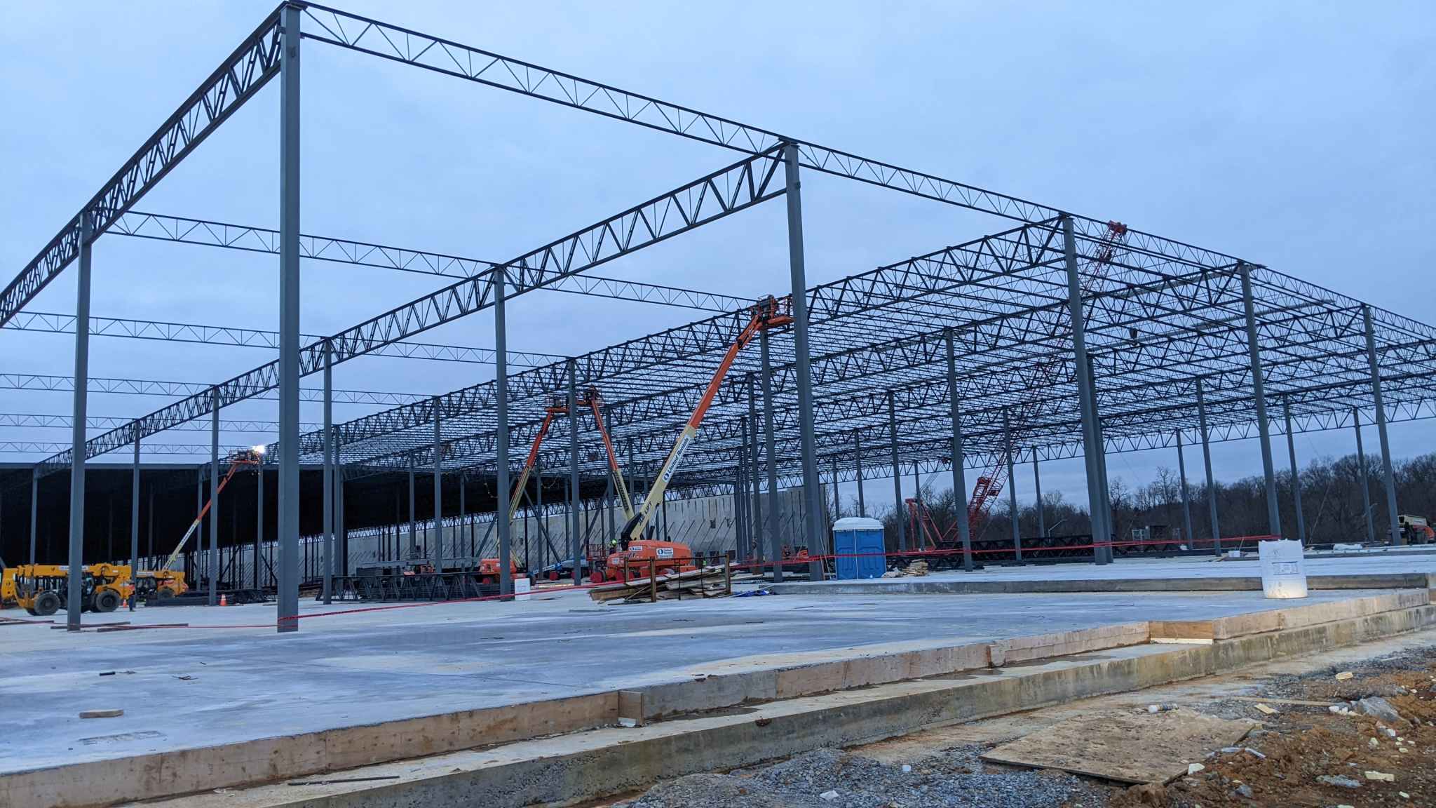 TCC Downville Pike – Warehouse / Distribution steel erection image 11