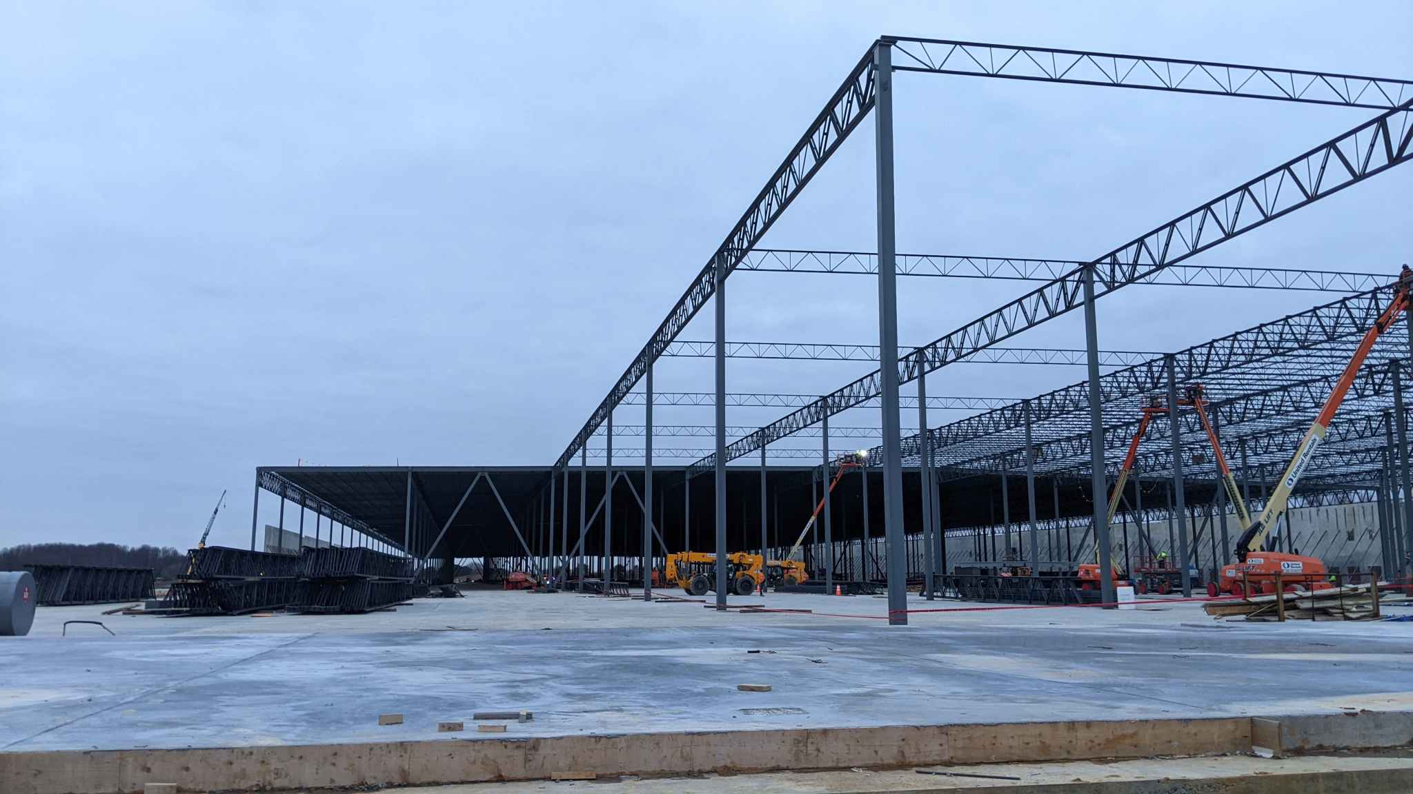 TCC Downville Pike – Warehouse / Distribution steel erection image 12