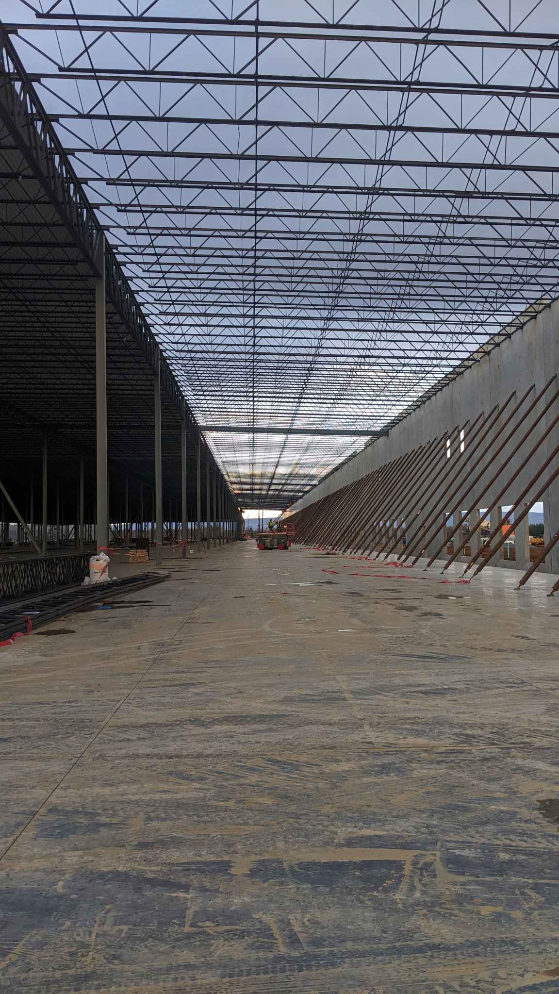 TCC Downville Pike – Warehouse / Distribution steel erection image 16