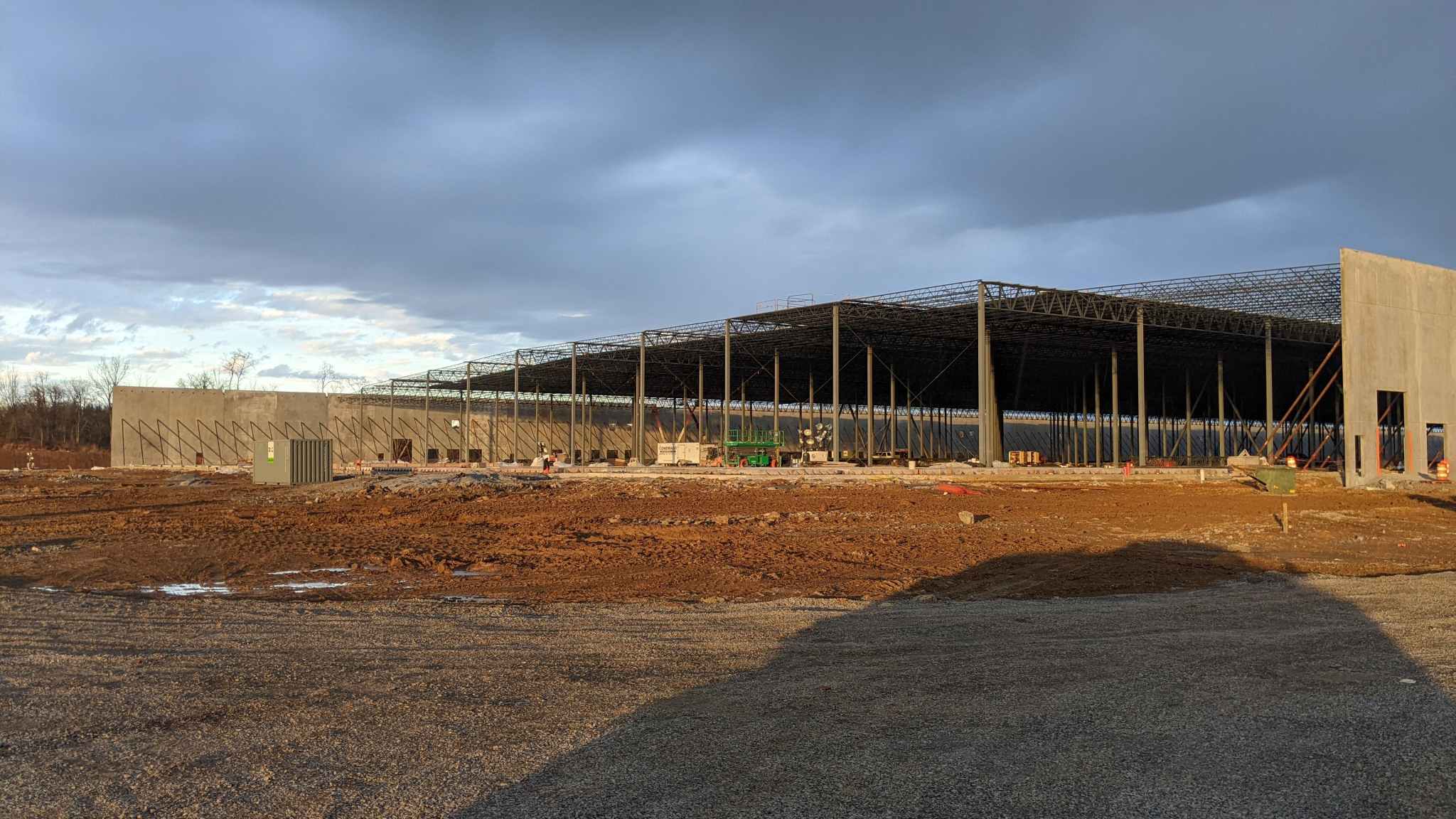 TCC Downville Pike – Warehouse / Distribution steel erection image 18