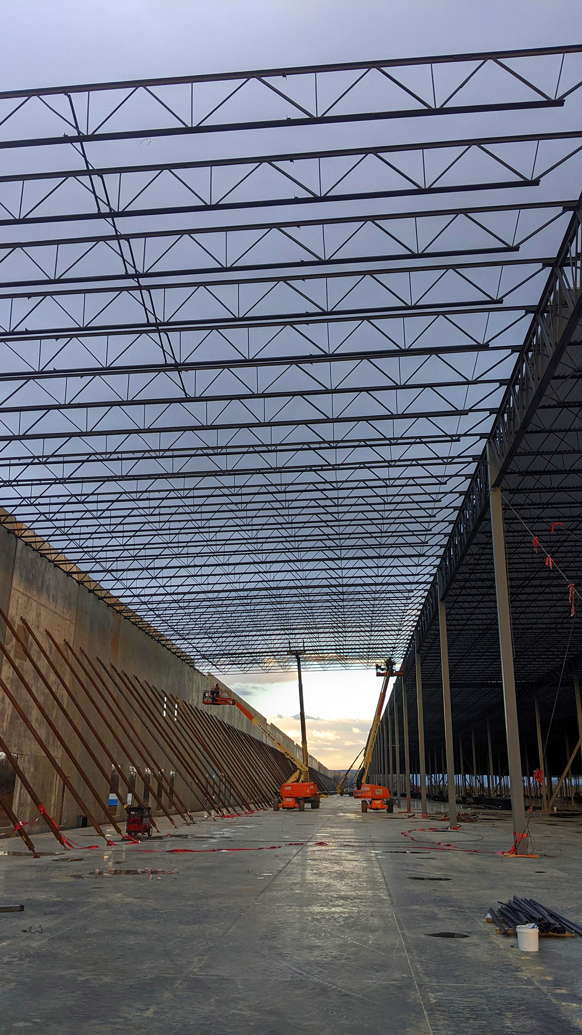 TCC Downville Pike – Warehouse / Distribution steel erection image 2